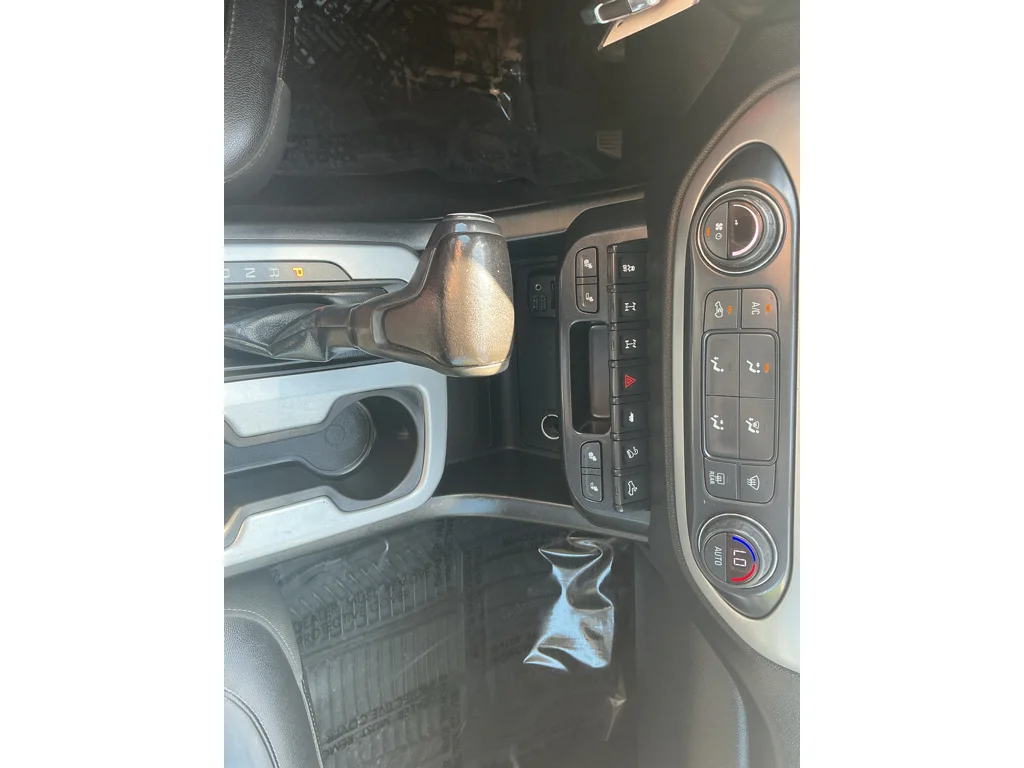 Used 2019 BLACK Chevrolet 4WD ZR2 image 18