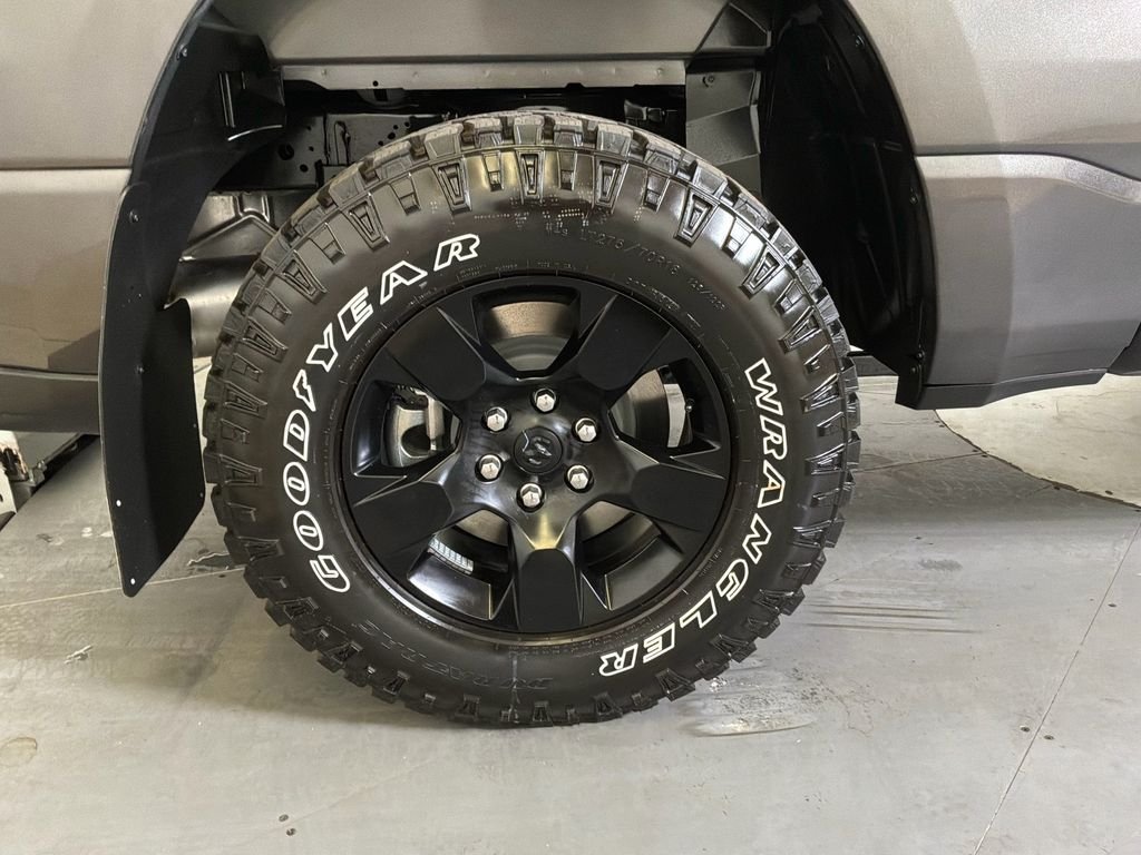 New 2026 Granite Crystal Metallic Clearcoat RAM Warlock image 11