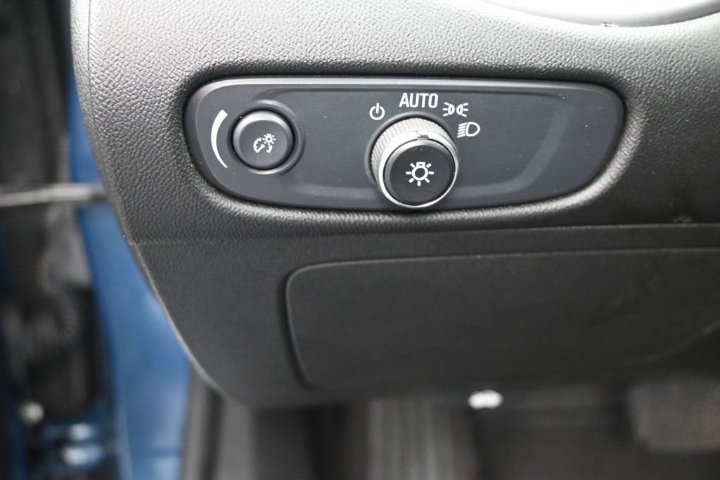 Used 2024 Blue Chevrolet LT image 21