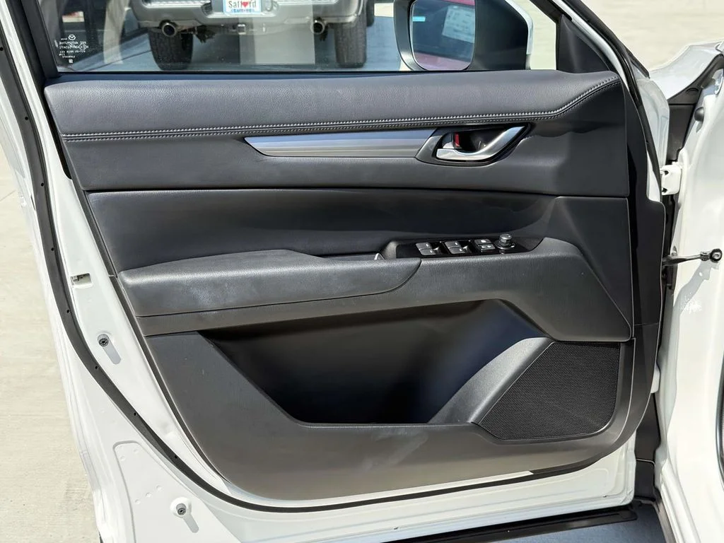 Used 2023 White Mazda 2.5 S Select Package image 29