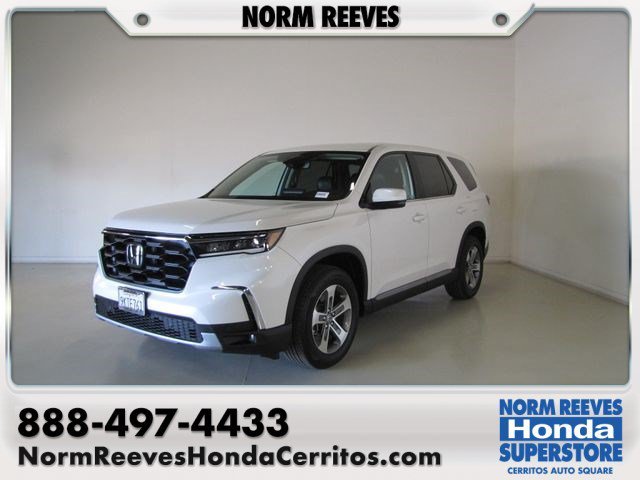 Certified Used 2024 Platinum White Pearl Honda EX-L 7 Passenger image 38