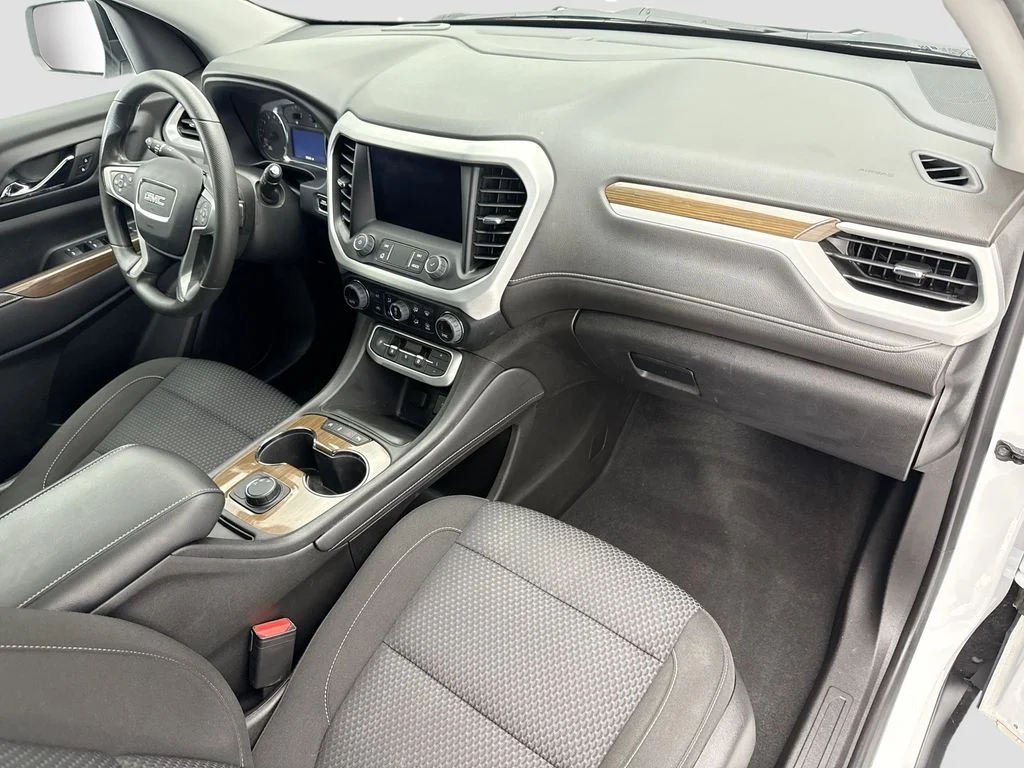 Used 2023 White GMC SLE image 15