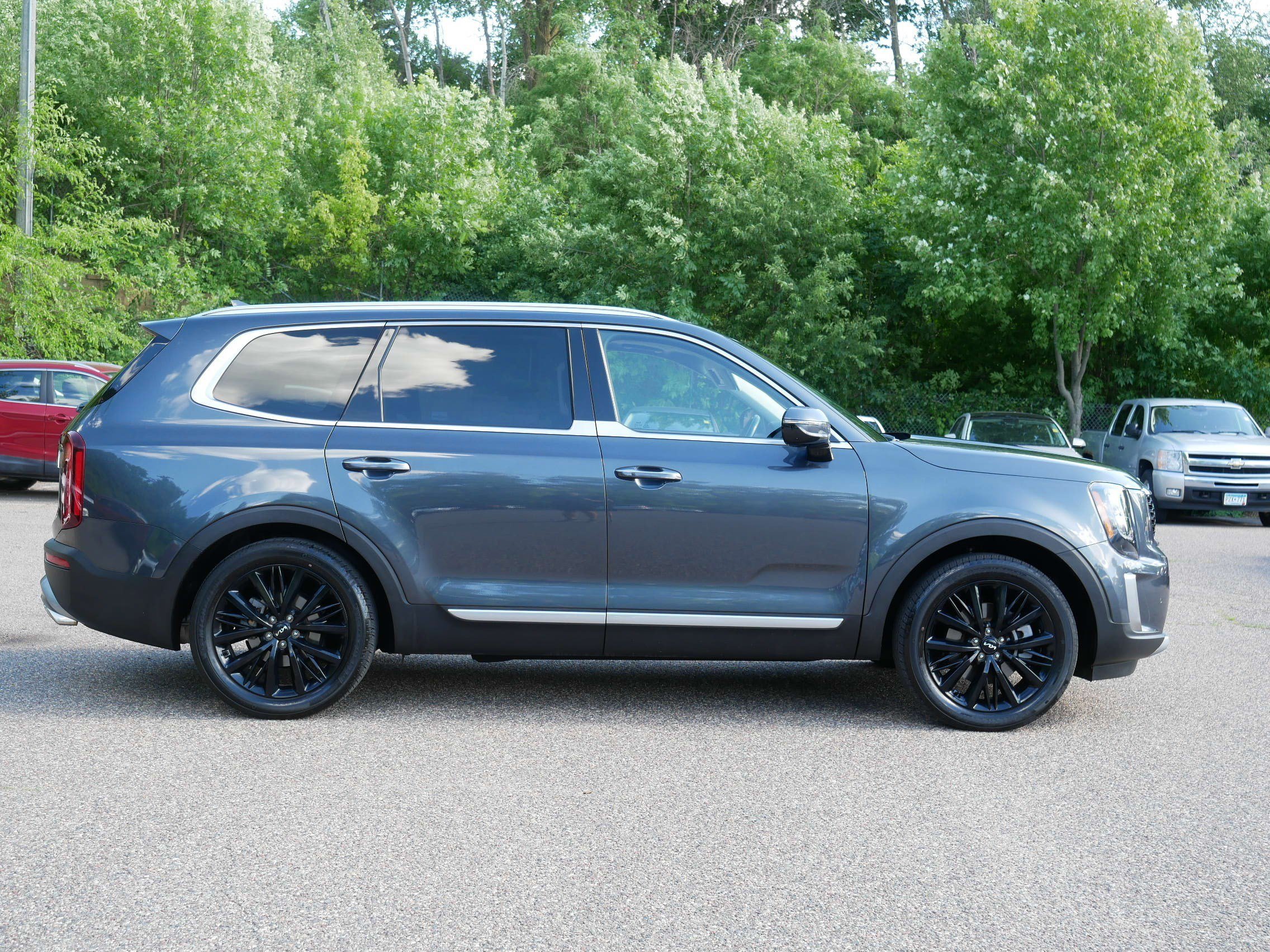 Certified Used 2022 Gravity Grey Kia SX image 8