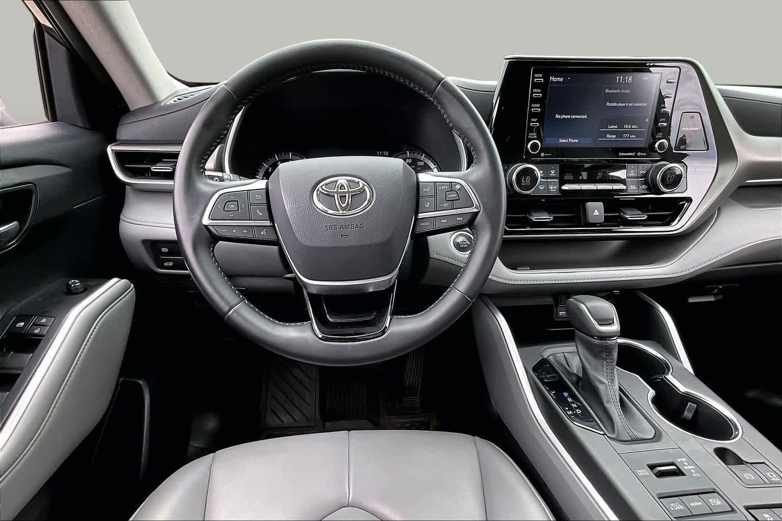 Used 2021 Magnetic Gray Metallic Toyota XLE image 6