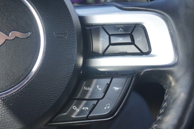 Used 2022  Ford GT Premium image 23