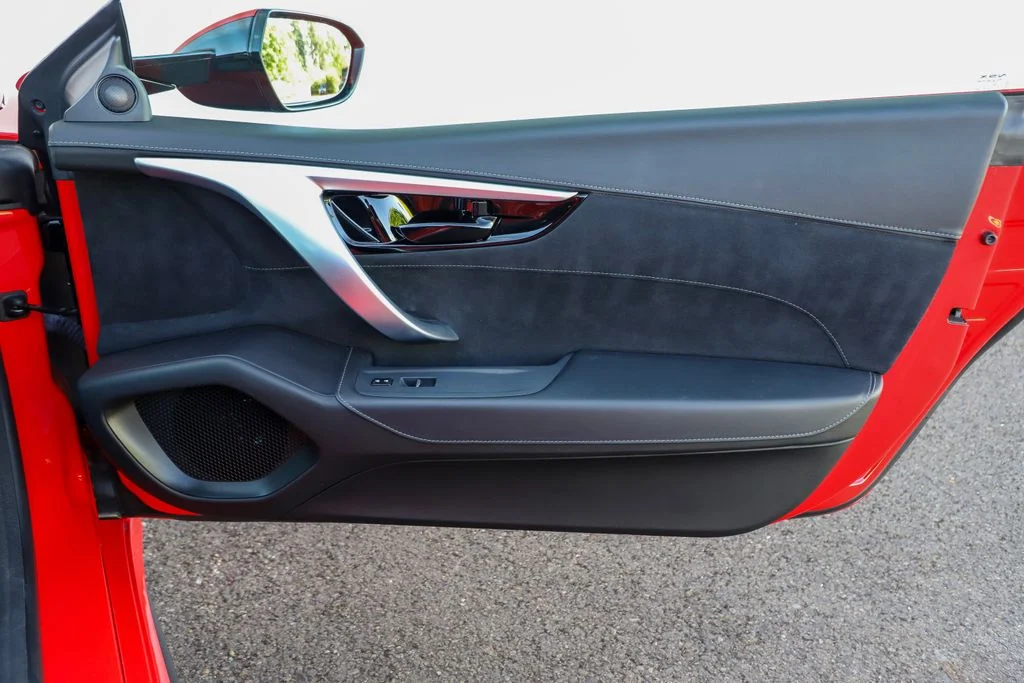 Used 2018 Red Acura  image 54