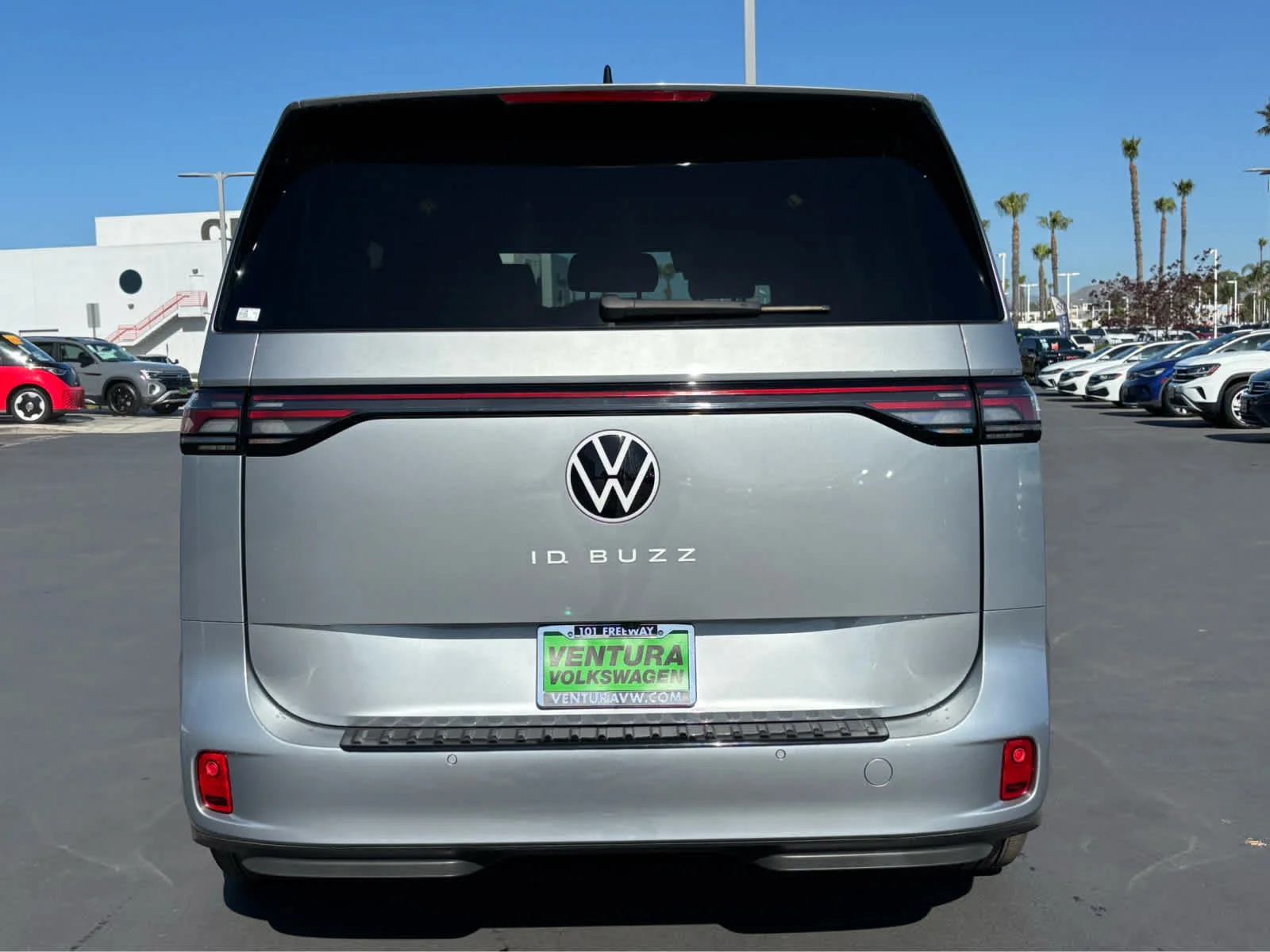 New 2025 Metro Silver Metallic Volkswagen Pro S image 4