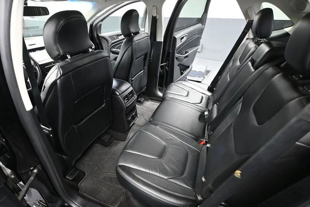Used 2016 Black Ford Titanium image 28