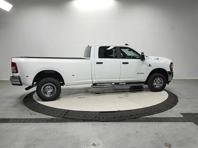 Used 2024 White Ram Big Horn image 8