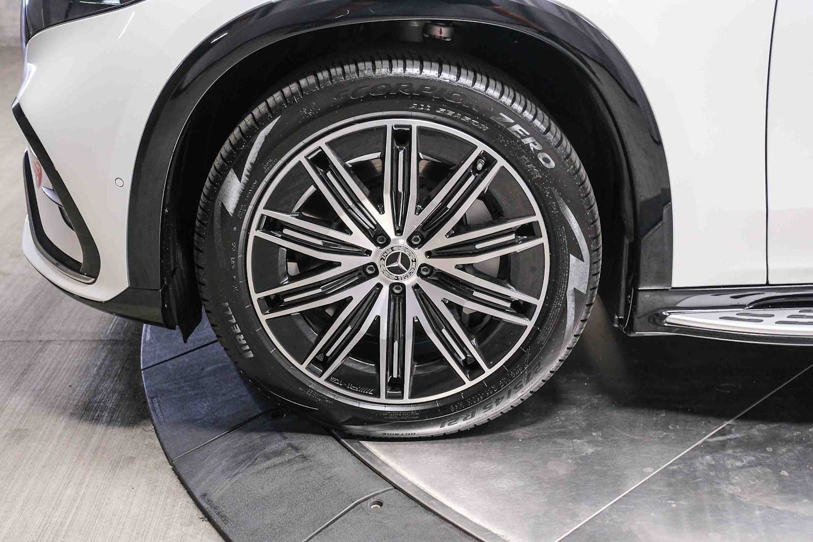 Certified Used 2023 Polar White Mercedes-Benz EQS 580 image 10