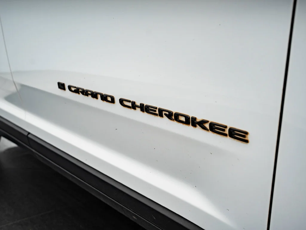 Used 2023 Bright White Clearcoat Jeep Altitude image 16