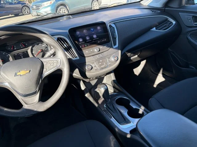 Used 2020 Red Chevrolet LS image 18