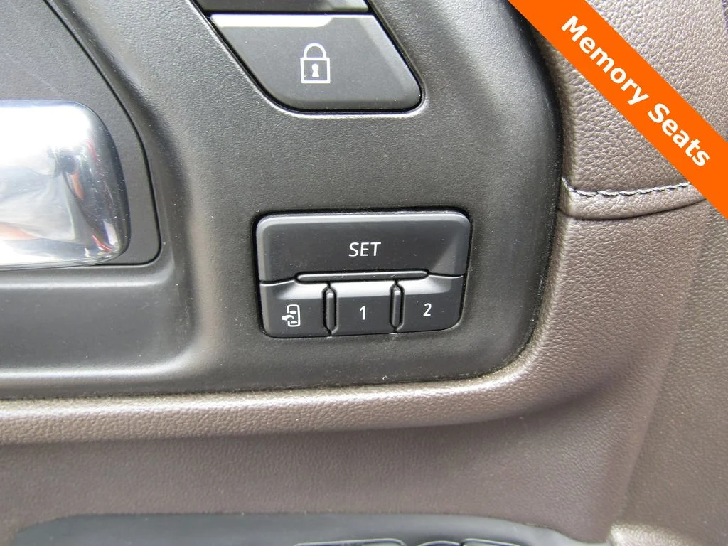 Used 2023 Red GMC Denali image 6