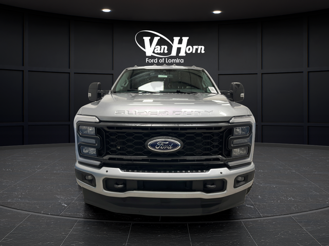 Used 2023 Iconic Silver Metallic Ford XLT image 2