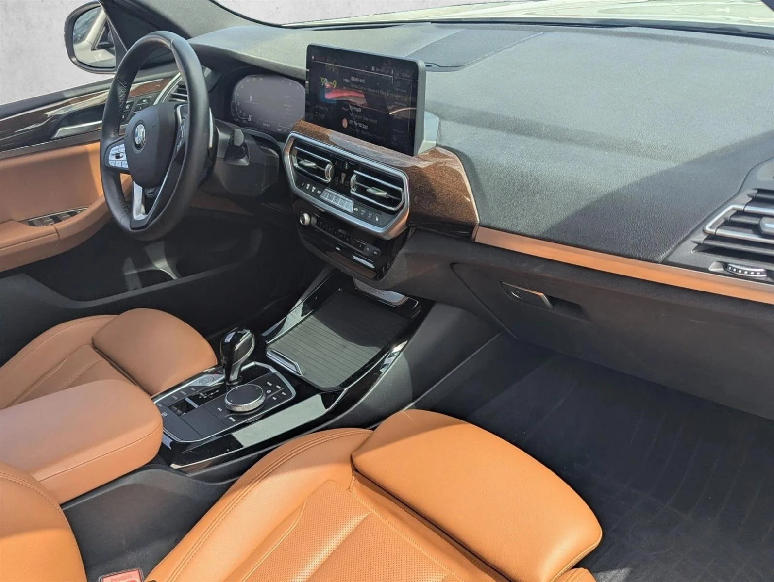 Used 2024 Mineral White Metallic BMW sDrive30i image 20
