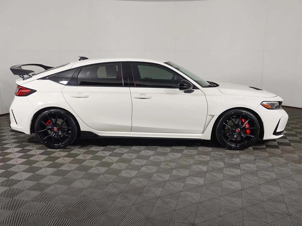 2026 Honda Civic Hatchback Type-R - Photo 18