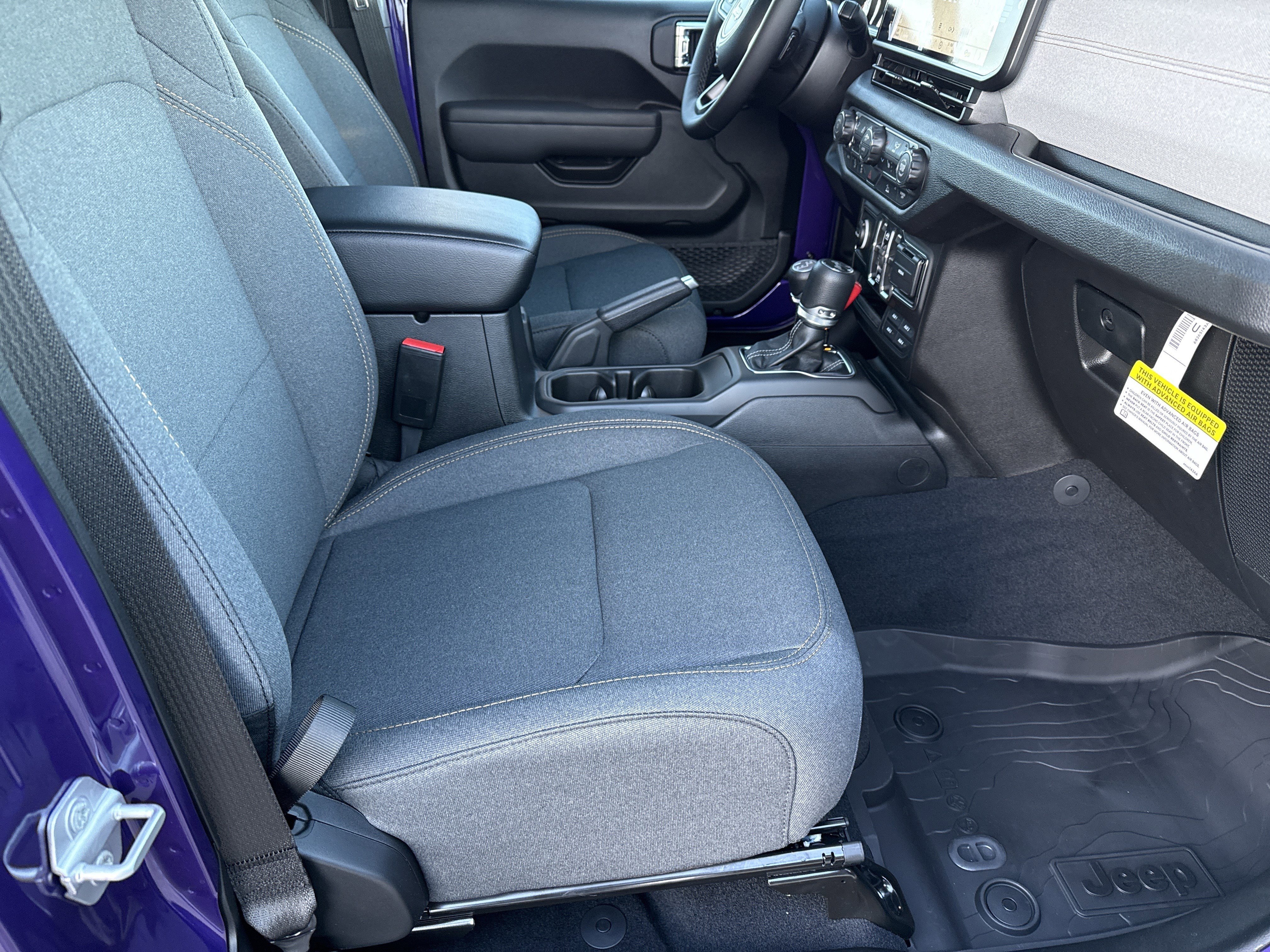 New 2026 Reign Jeep Sport S image 15