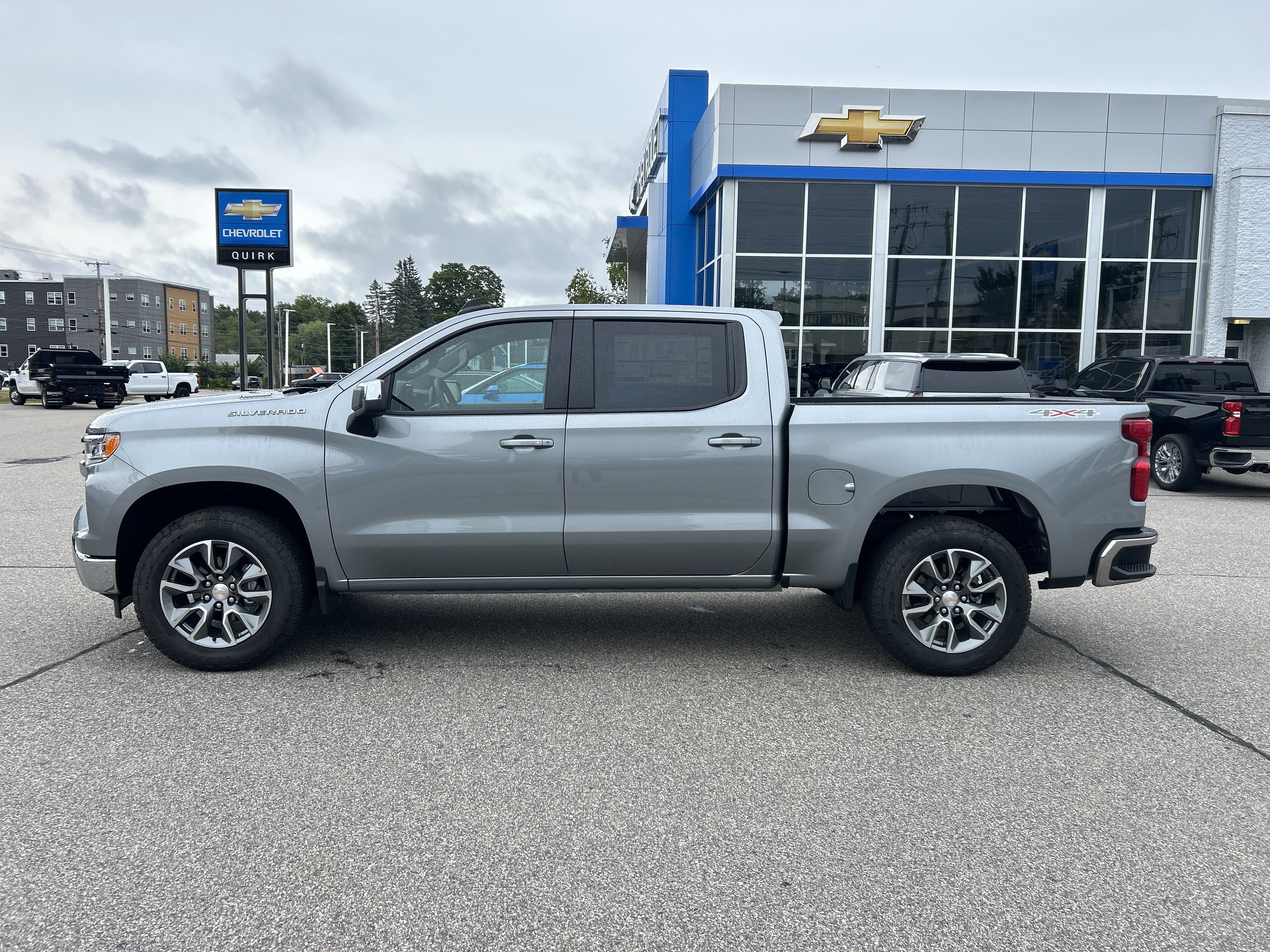 2026 Chevrolet Silverado 1500 LT - Photo 6