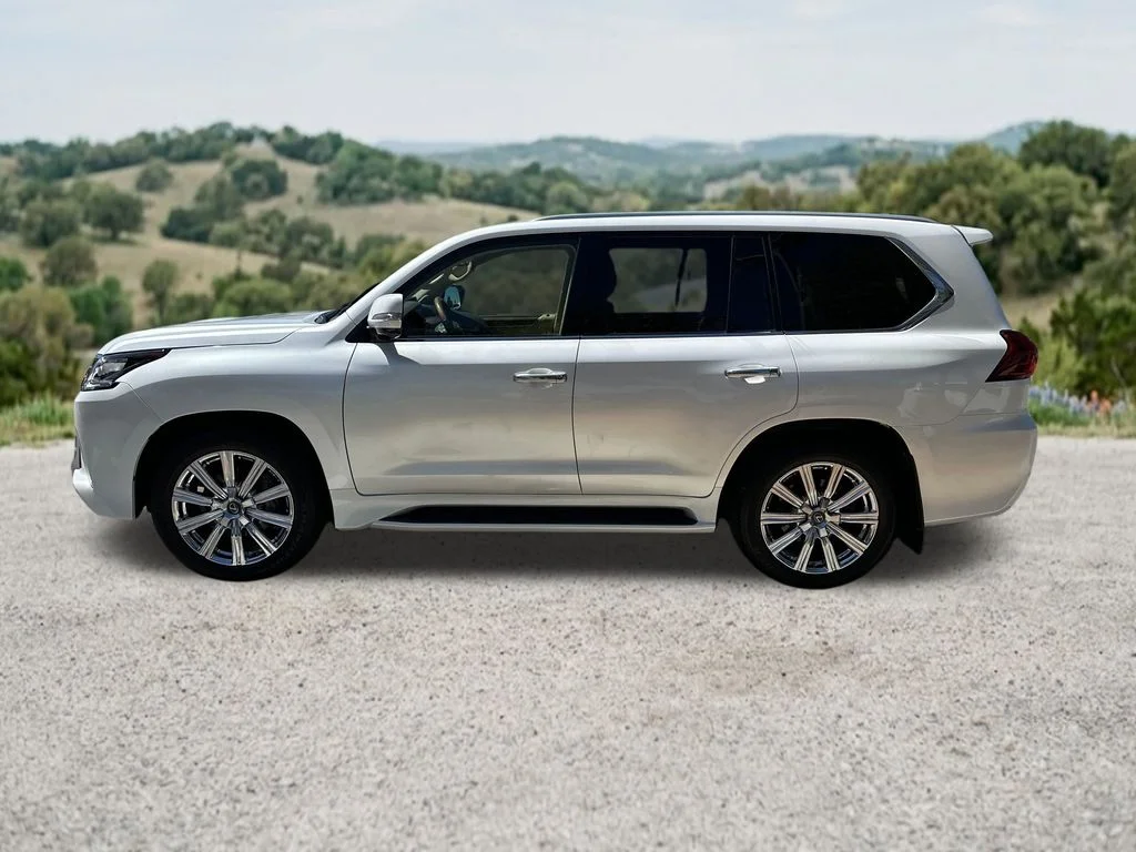 Used 2020 White Lexus 570 image 5