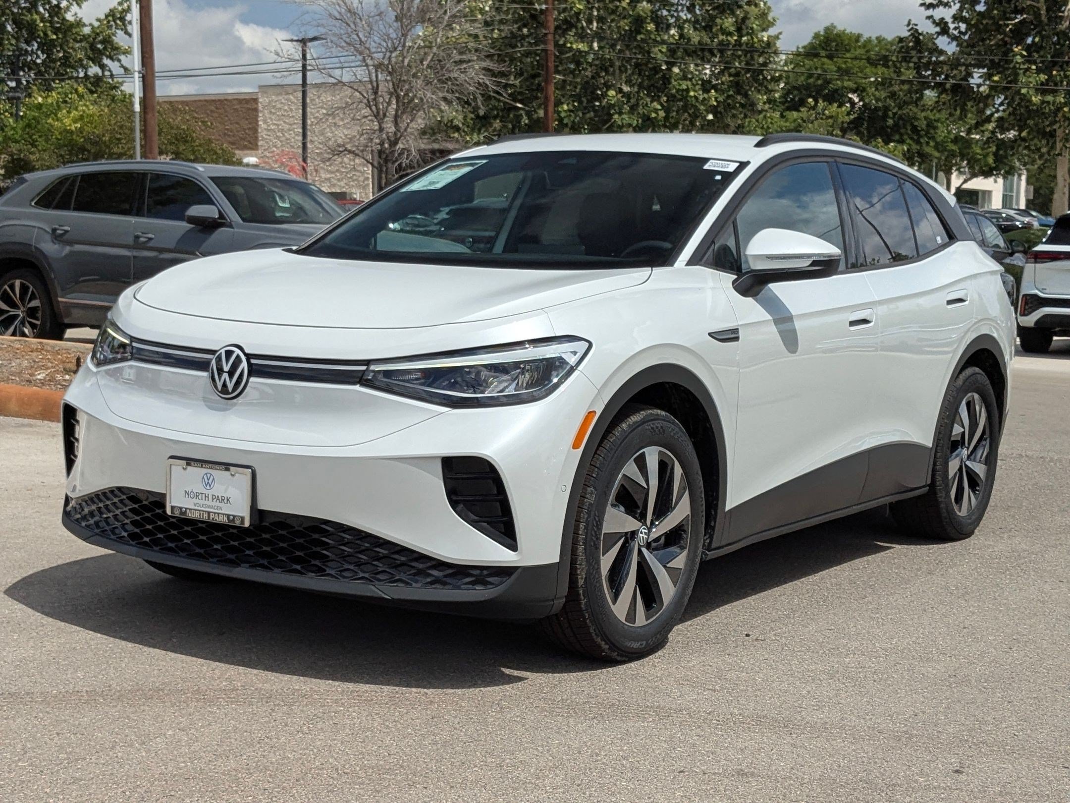 New 2026 Opal White Pearl Volkswagen Pro image 4