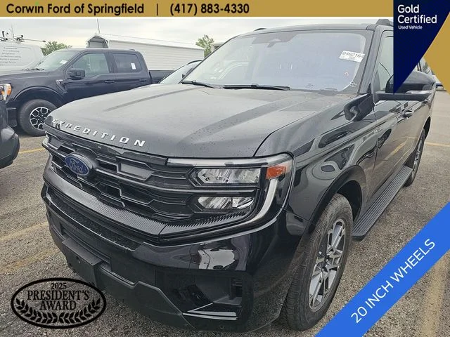Certified Used 2025 Agate Black Metallic Ford Active image 11