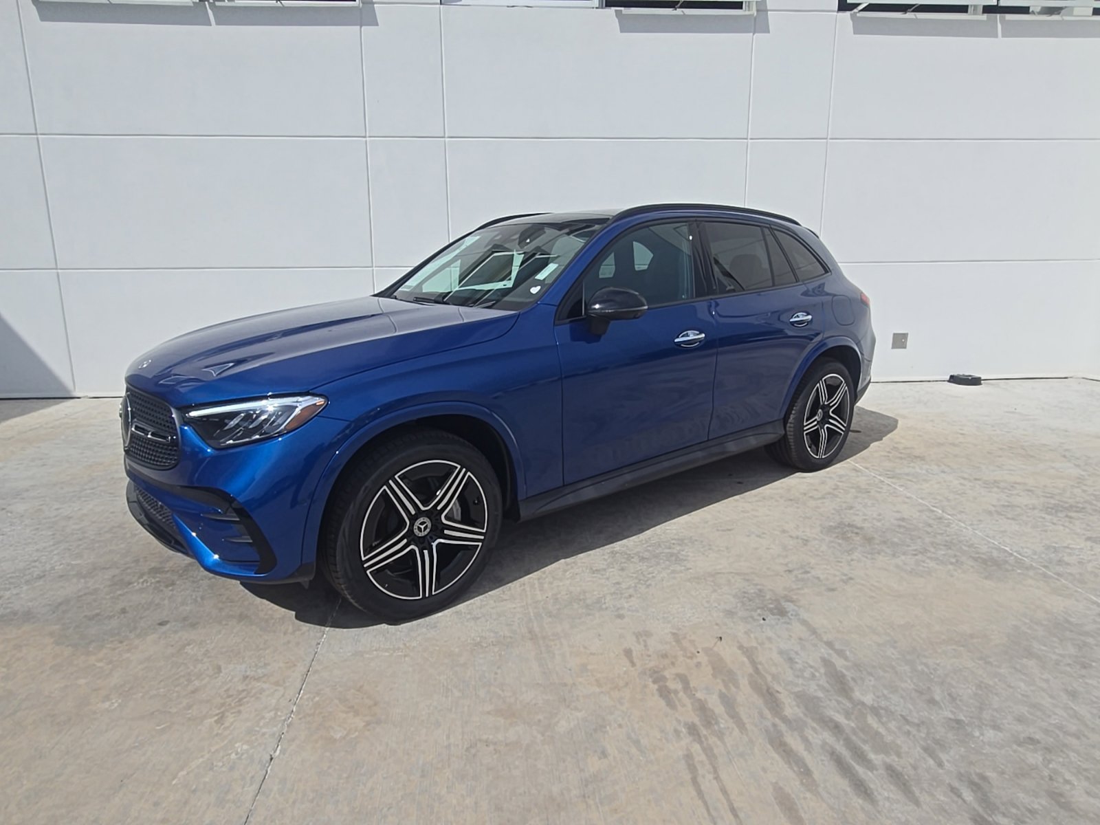 2026 Mercedes-Benz GLC