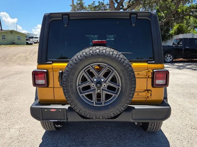 New 2026 Goldilocks Exterior Paint Jeep Sport S image 6