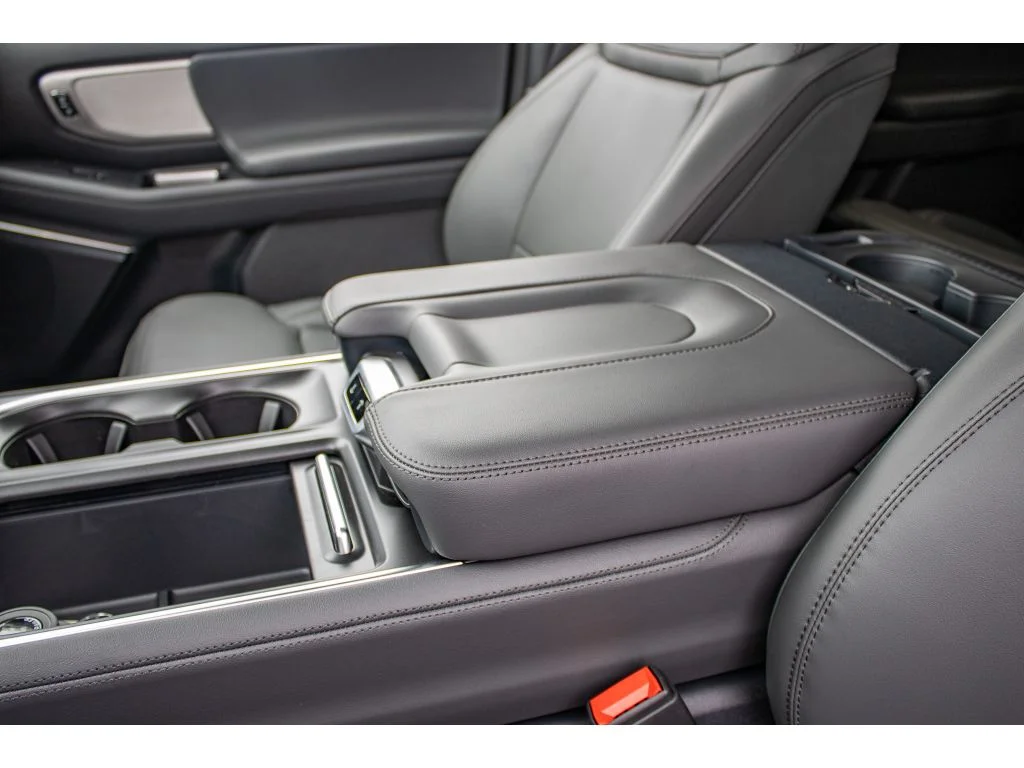New 2026 GLACIER GRAY METALLIC Ford Active image 36