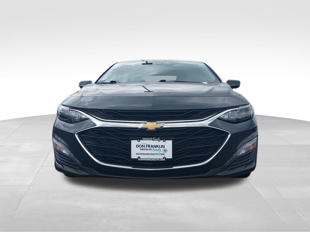 Used 2023 Gray Chevrolet LT image 3