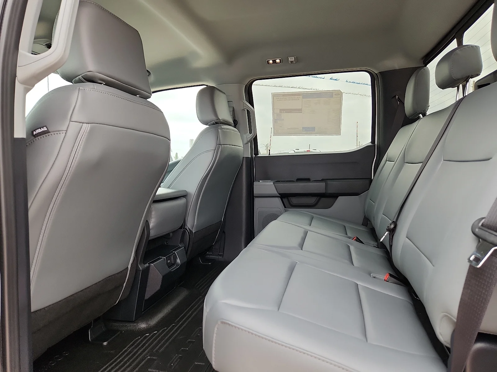 New 2026 Oxford White Ford XL image 18