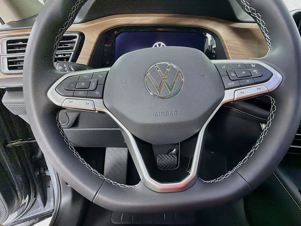 New 2026 Pure Gray Volkswagen 2.0T SE w/Technology 4MOTION image 11