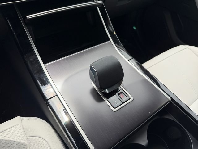 New 2026 Arroios Grey Land Rover Belgravia Edition image 24