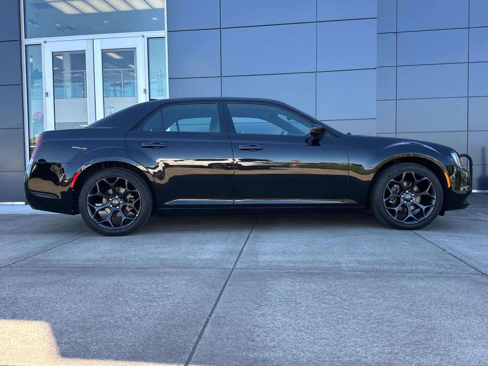 Used 2019 Gloss Black Chrysler S image 2