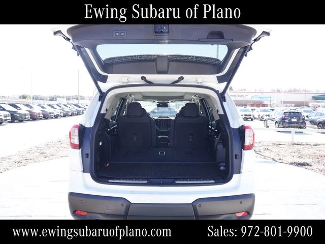 New 2026 CRYSTAL WHITE PEARL Subaru Touring 7-Passenger image 17