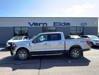 Used 2022 Iconic Silver Metallic Ford XLT image 1