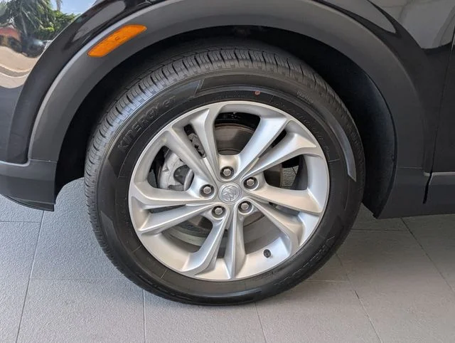 Used 2023 Black Buick Preferred image 4