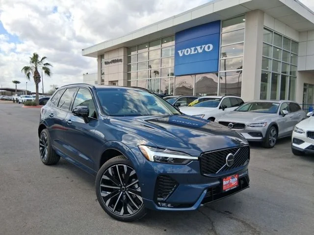 2026 Volvo XC60 B5 Ultra Dark AWD's photo