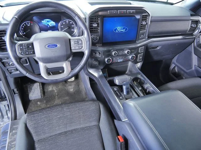 Certified Used 2022 Silver Ford XLT image 4