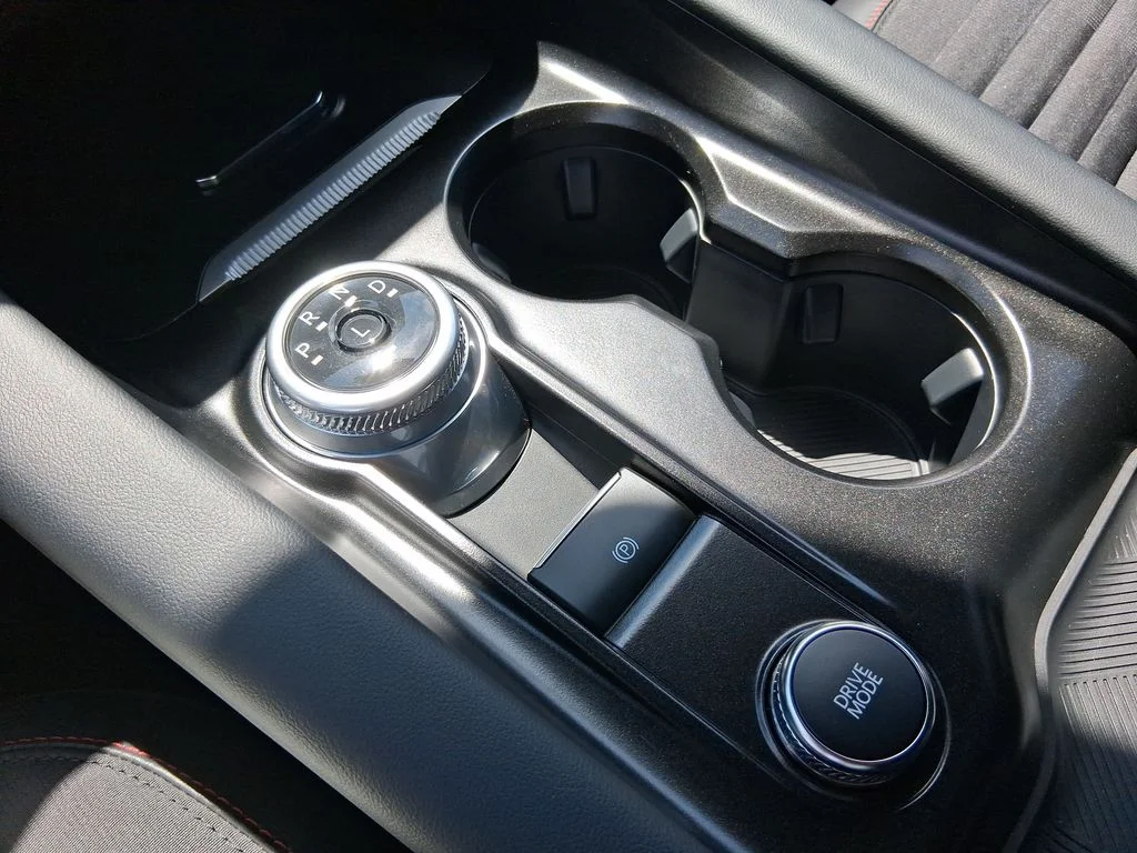 New 2025 Carbonized Gray Metallic Ford ST-Line image 22