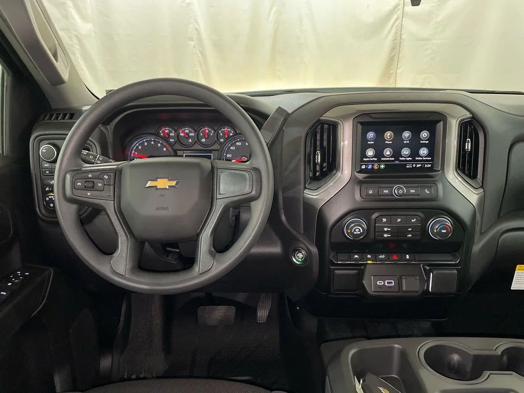 New 2026 Summit White Chevrolet Custom image 31