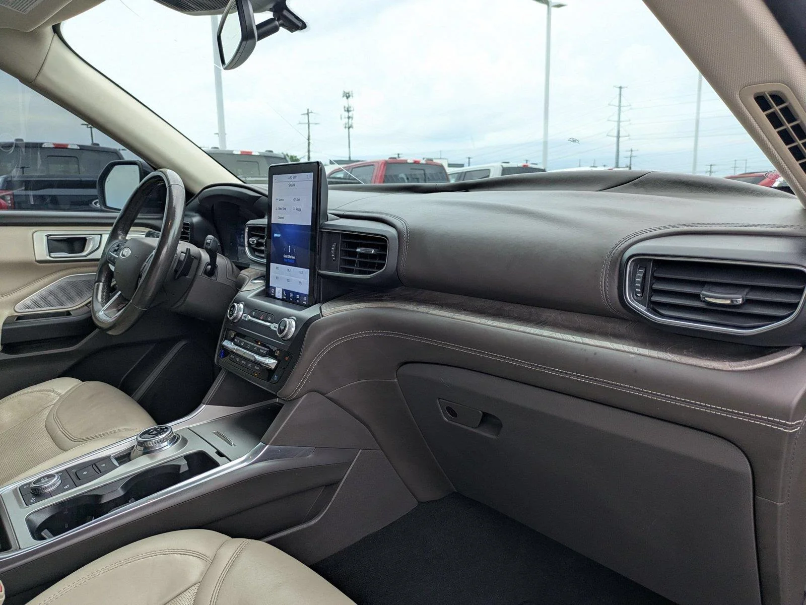 Used 2020 Silver Spruce Metallic Ford Platinum image 34