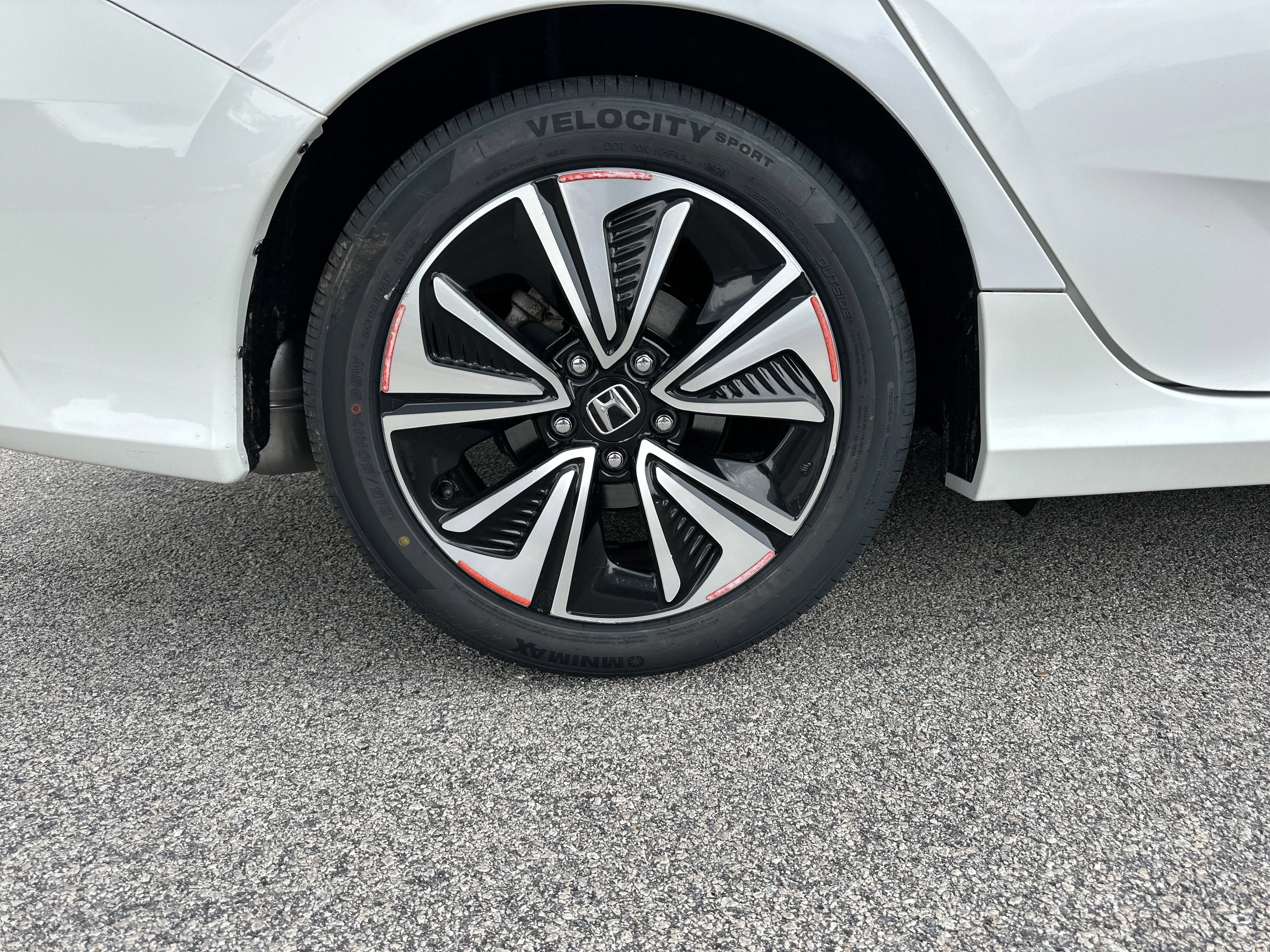Used 2016 WHITE Honda EX-T image 17