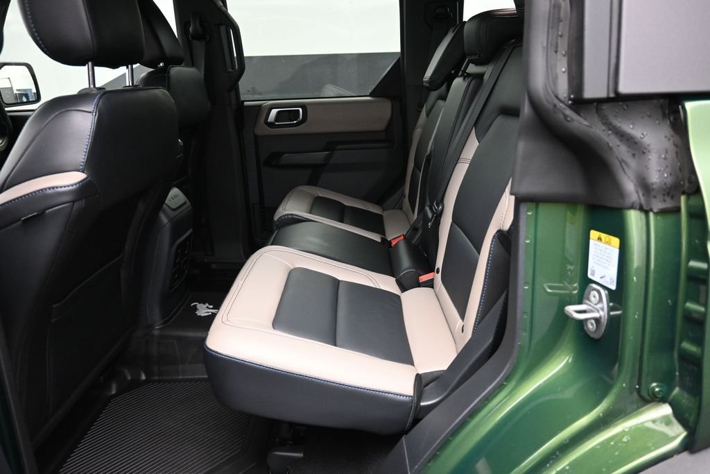 Used 2024 Green Ford Wildtrak image 25