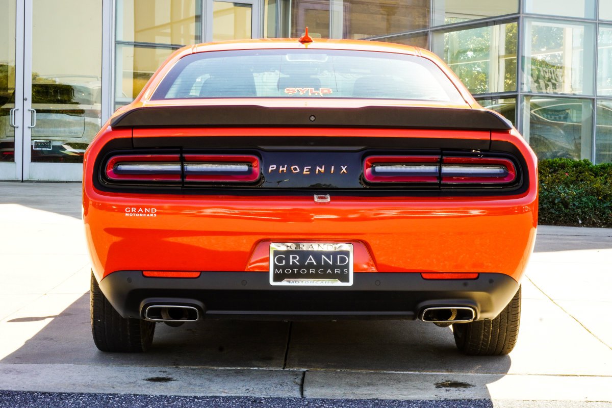 Used 2021 Orange Dodge SXT image 14