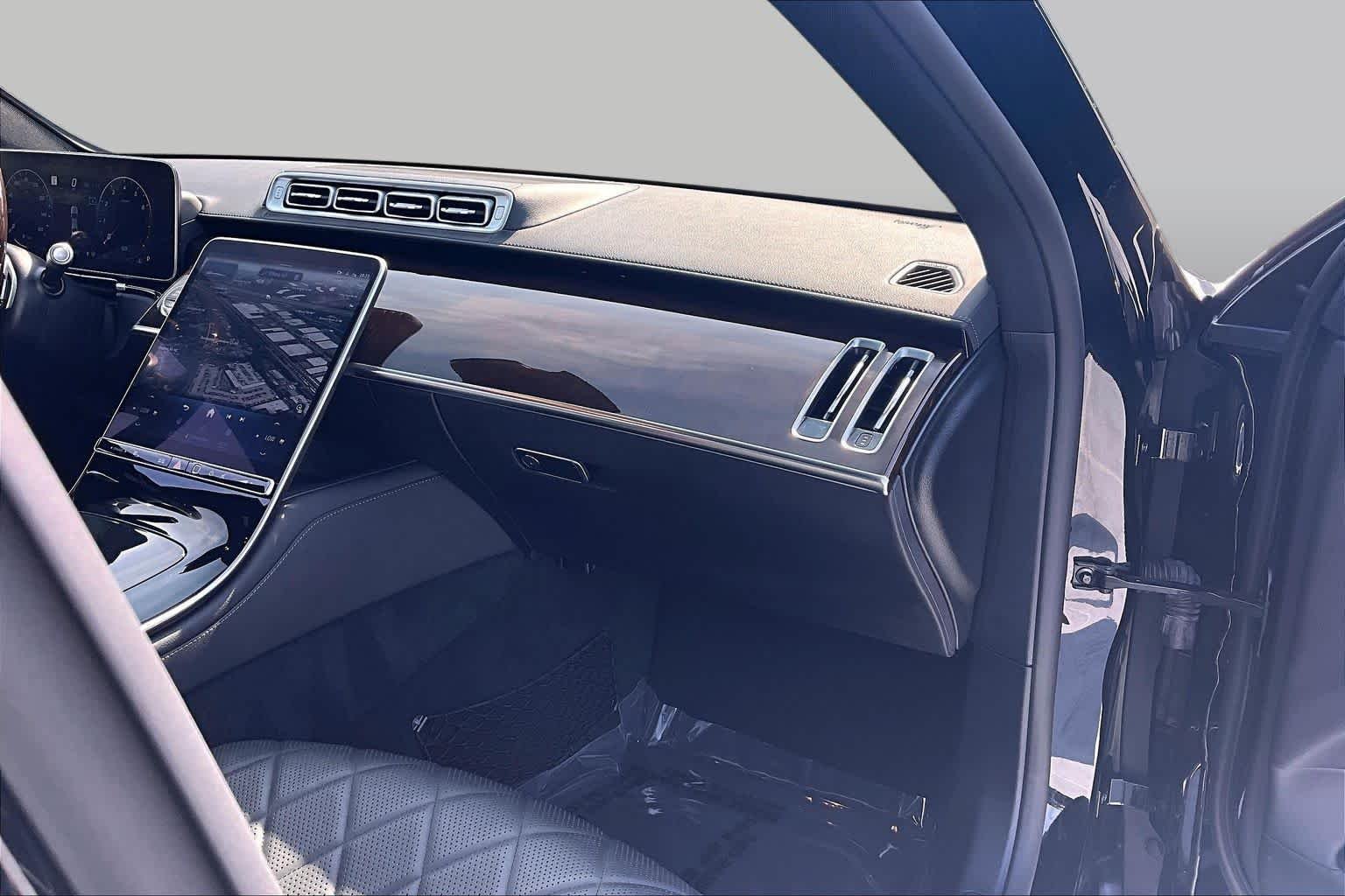 Used 2021 Obsidian Black Mercedes-Benz S 580 image 19