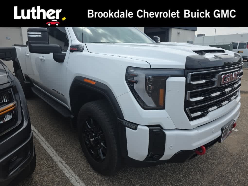 Used 2025 Summit White GMC AT4 image 1