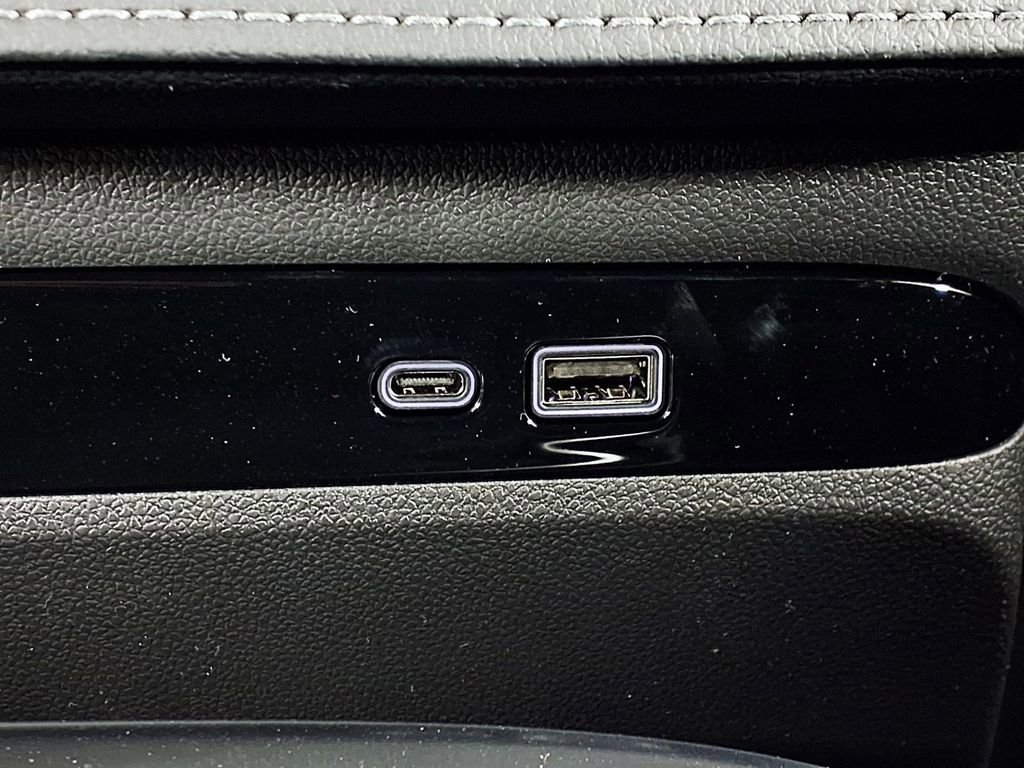 2026 Buick Enclave Sport Touring - Photo 25