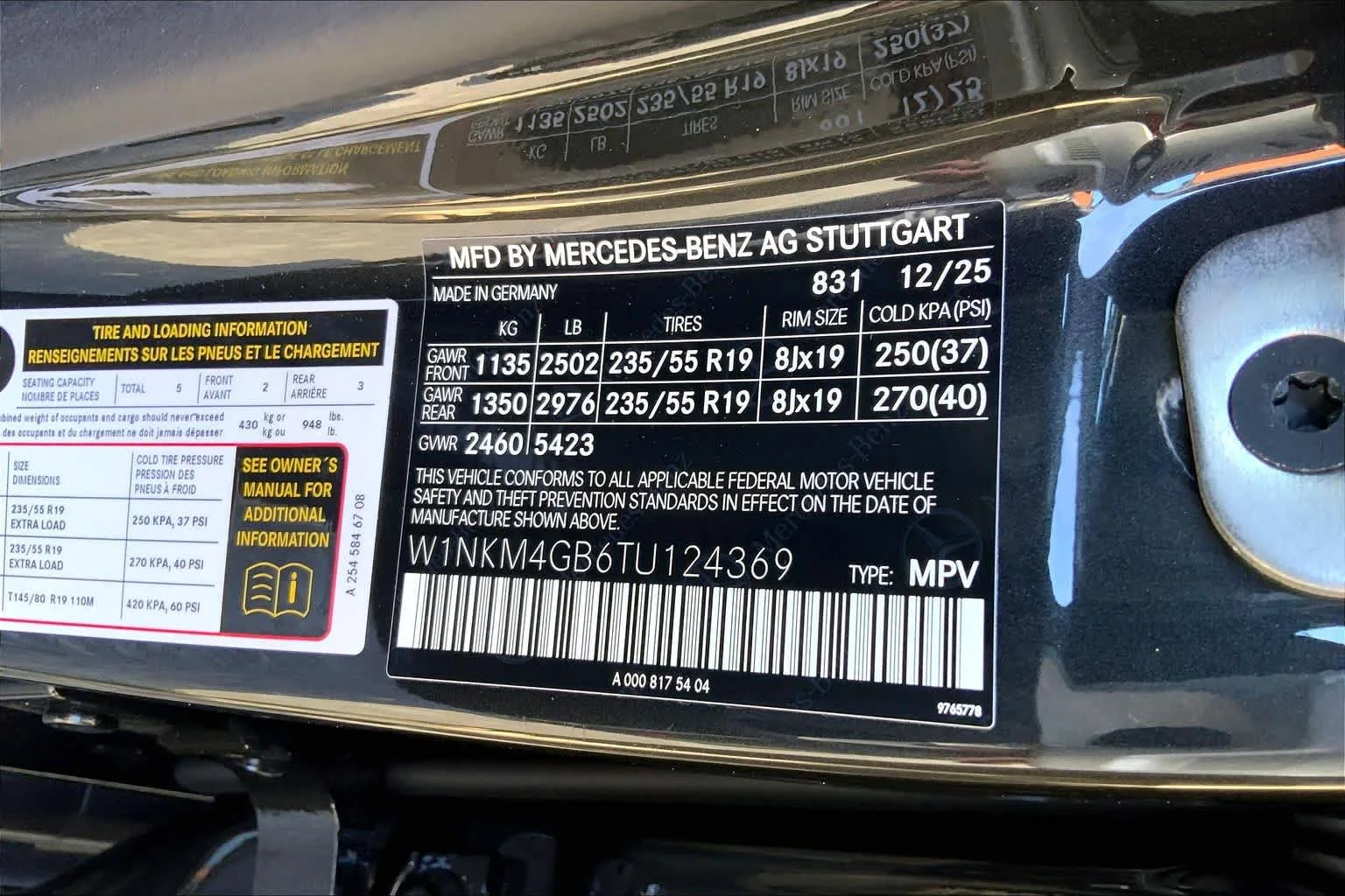 New 2026 Graphite Grey Metallic Mercedes-Benz GLC 300 image 15