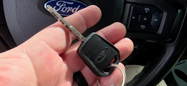 Used 2019 White Ford XL image 29