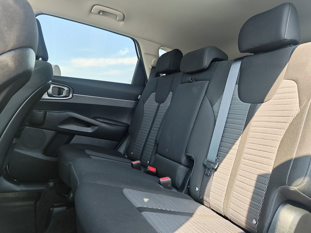Used 2025 White Kia LX image 14